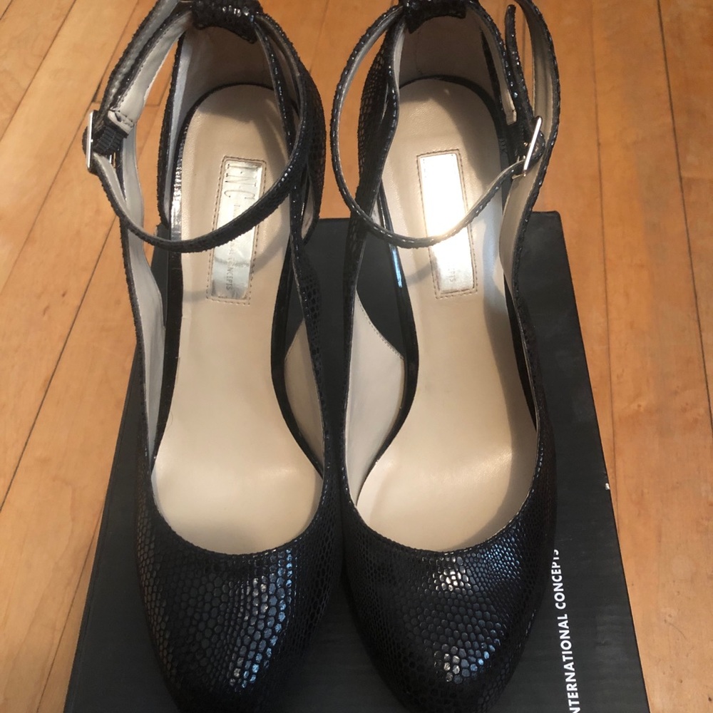 INC Lucy Pump 8M